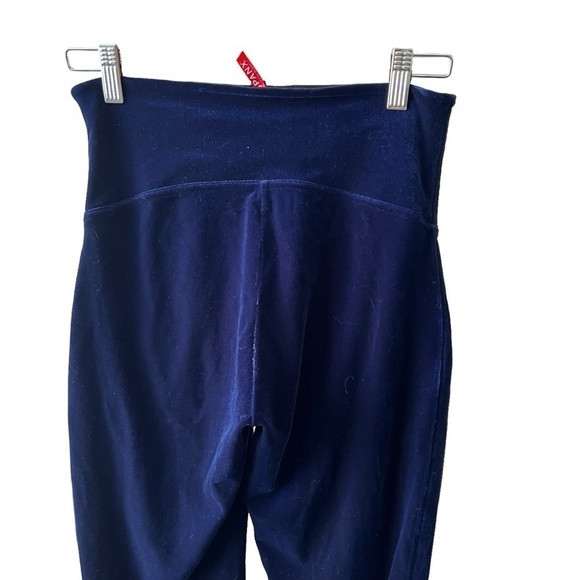 SPANX Velvet Leggings - Picture 10 of 11